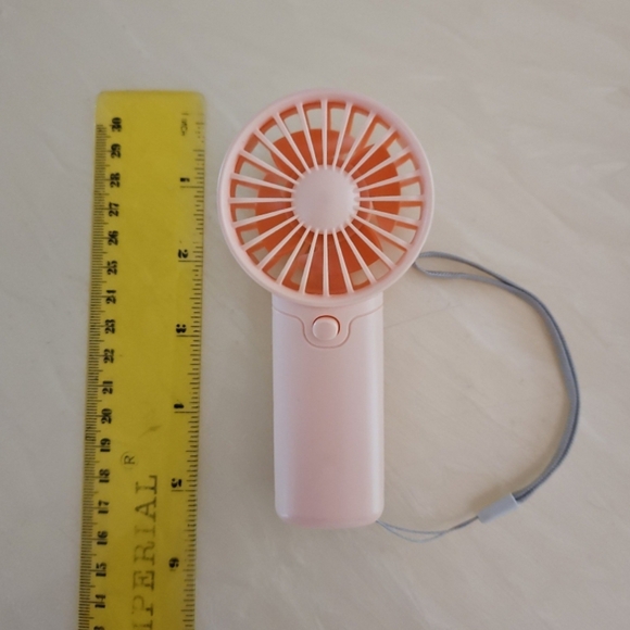 Mini handheld fan - new in box - Picture 4 of 5